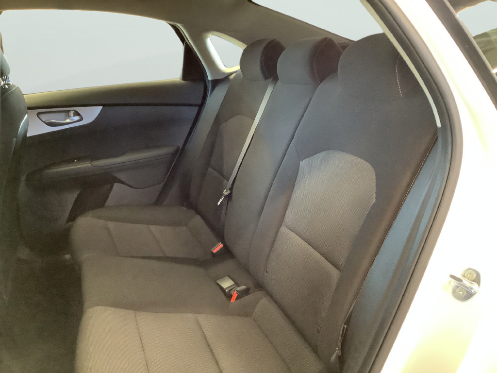 Certified 2022 Kia Forte LXS FWD image 19