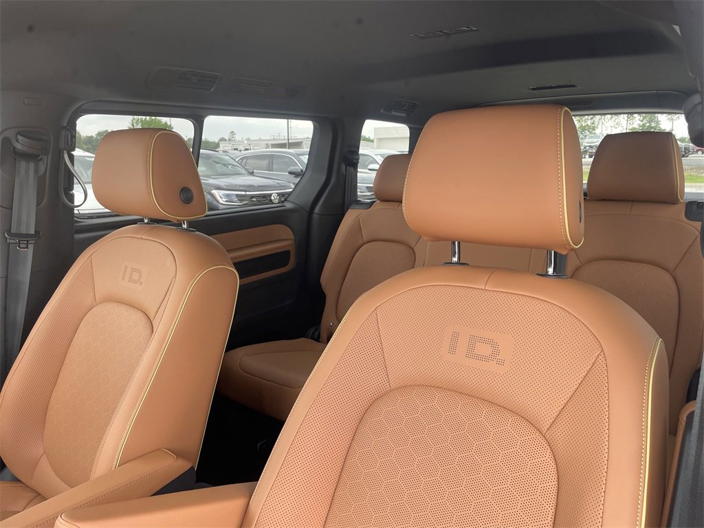 New 2025 Volkswagen ID. Buzz Pro S image 14