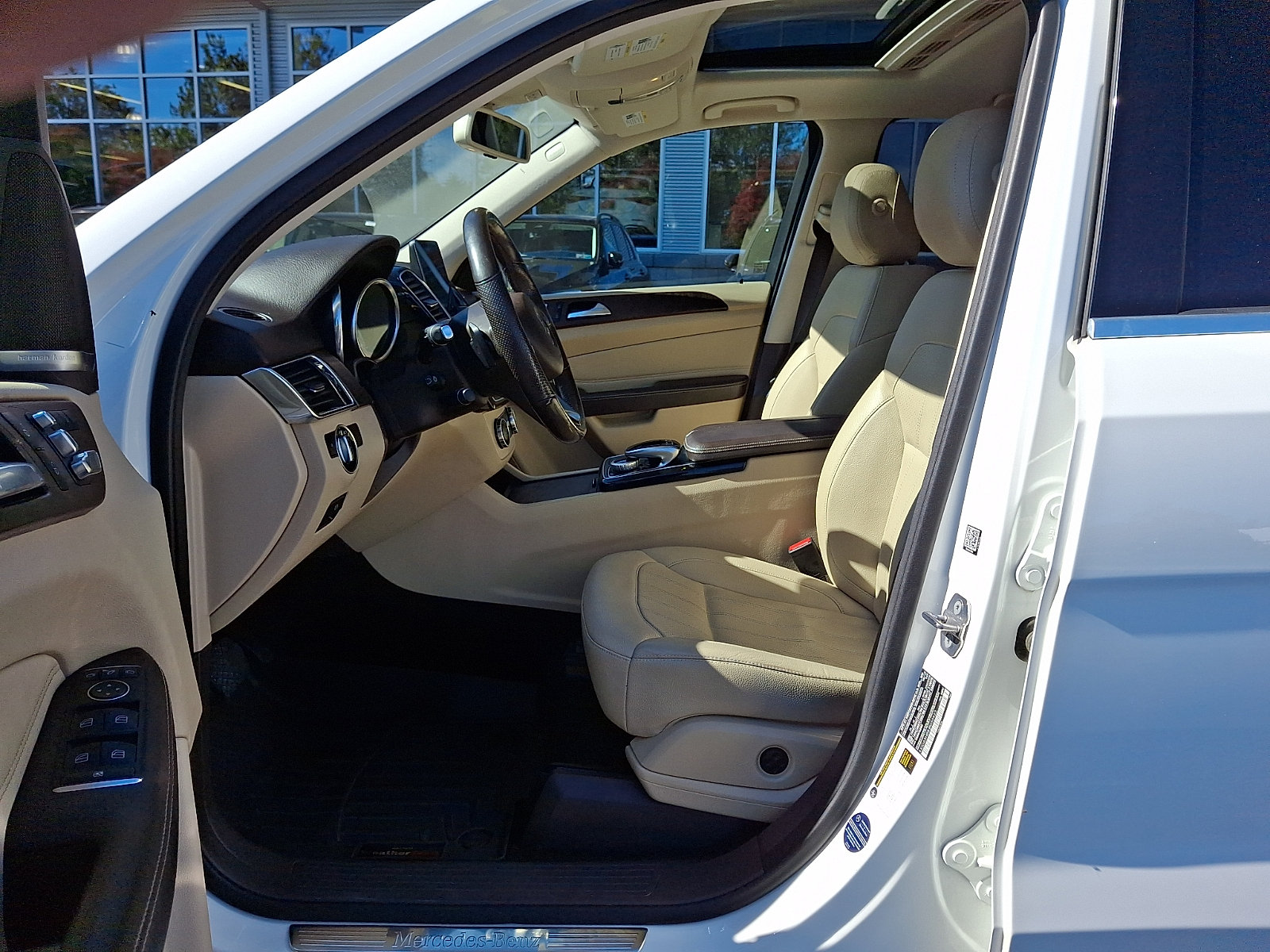 Certified 2018 Mercedes-Benz GLE 350 4MATIC image 14
