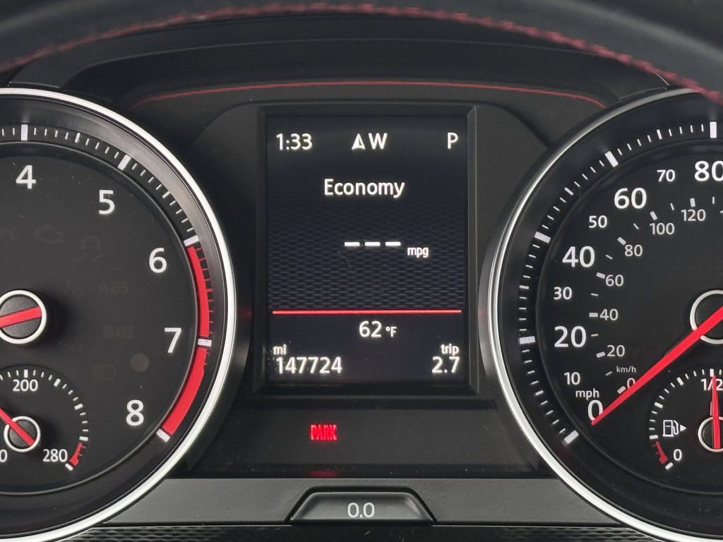 Used 2017 Volkswagen Golf S image 16