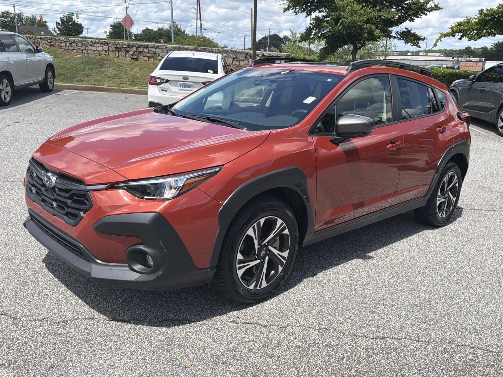 Used 2024 Subaru Crosstrek 2.0i Premium AWD/4WD image 3