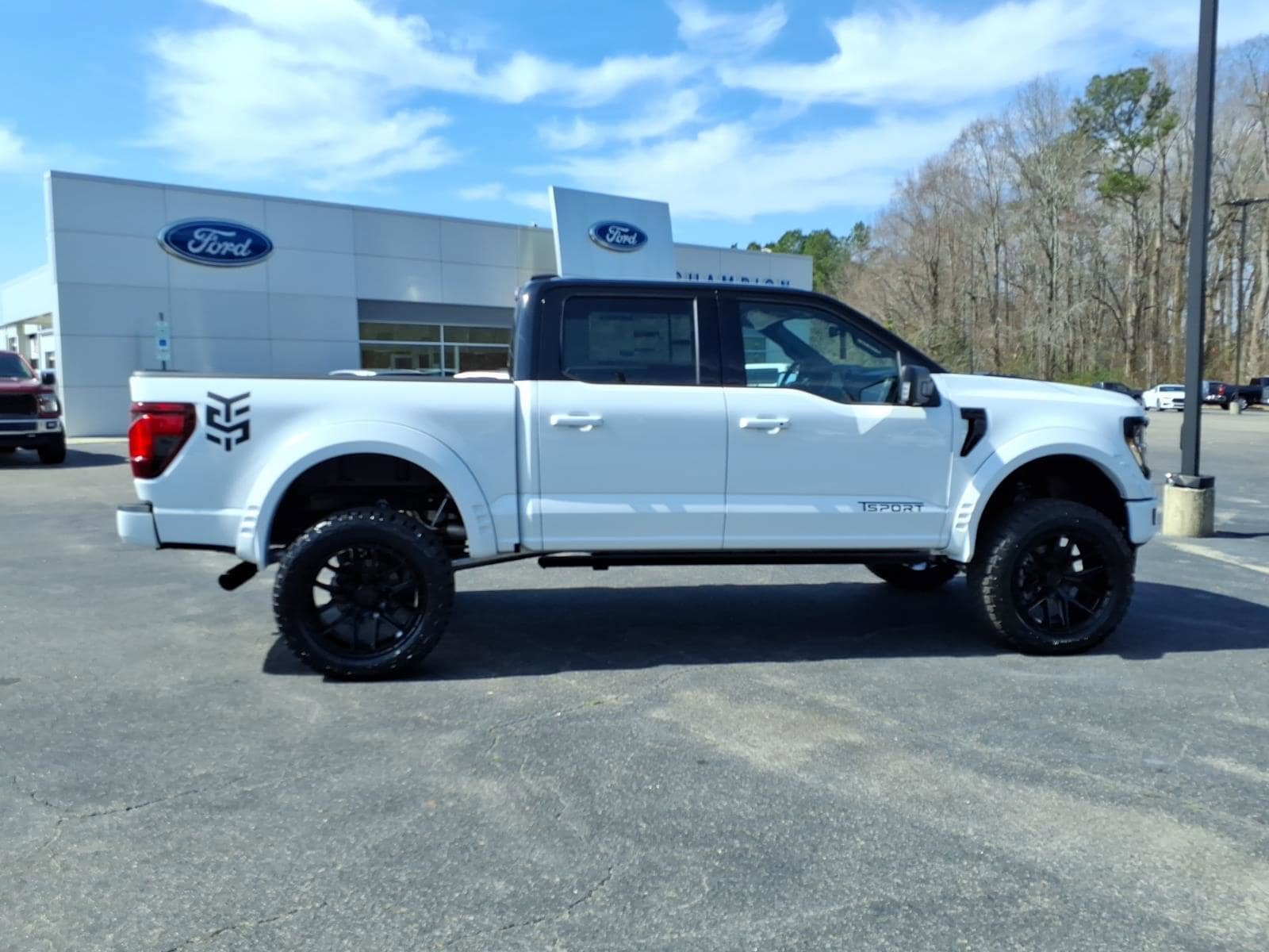 New 2026 Ford F150 XLT w/ Equipment Group 302A MID image 54