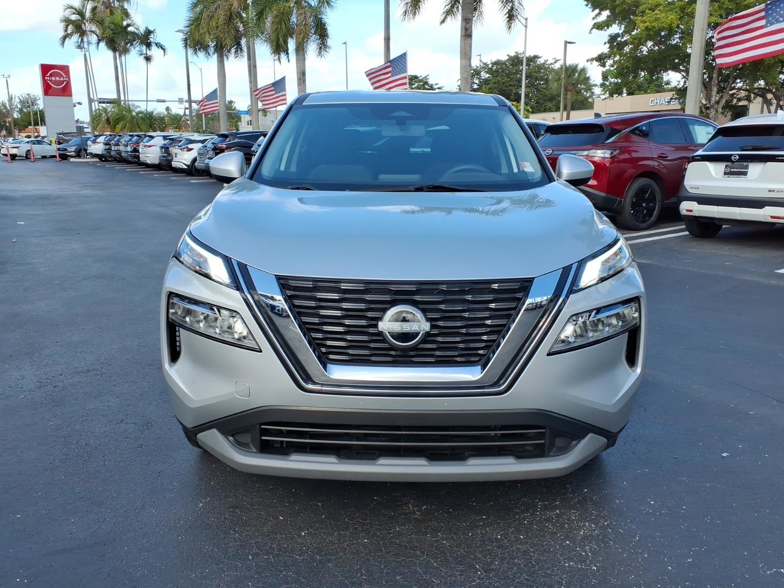 Certified 2023 Nissan Rogue SV image 11