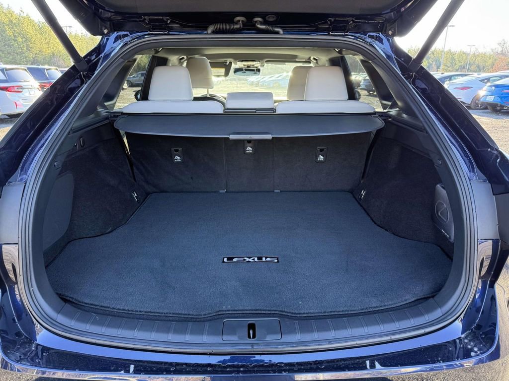 Used 2023 Lexus RX 350 Premium image 28