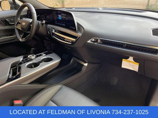 Used 2025 Cadillac Lyriq Luxury image 29