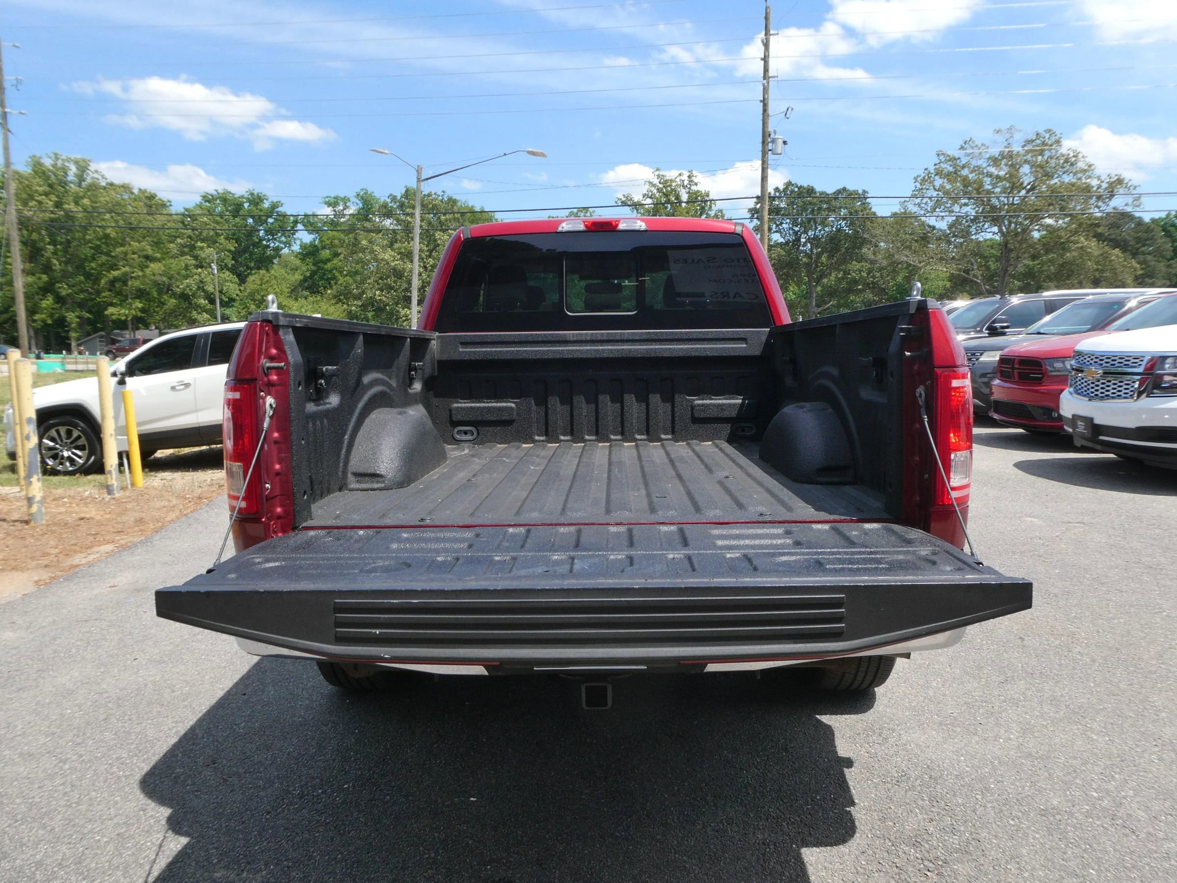 Used 2015 Ford F150 XLT w/ Equipment Group 302A Luxury RWD image 7