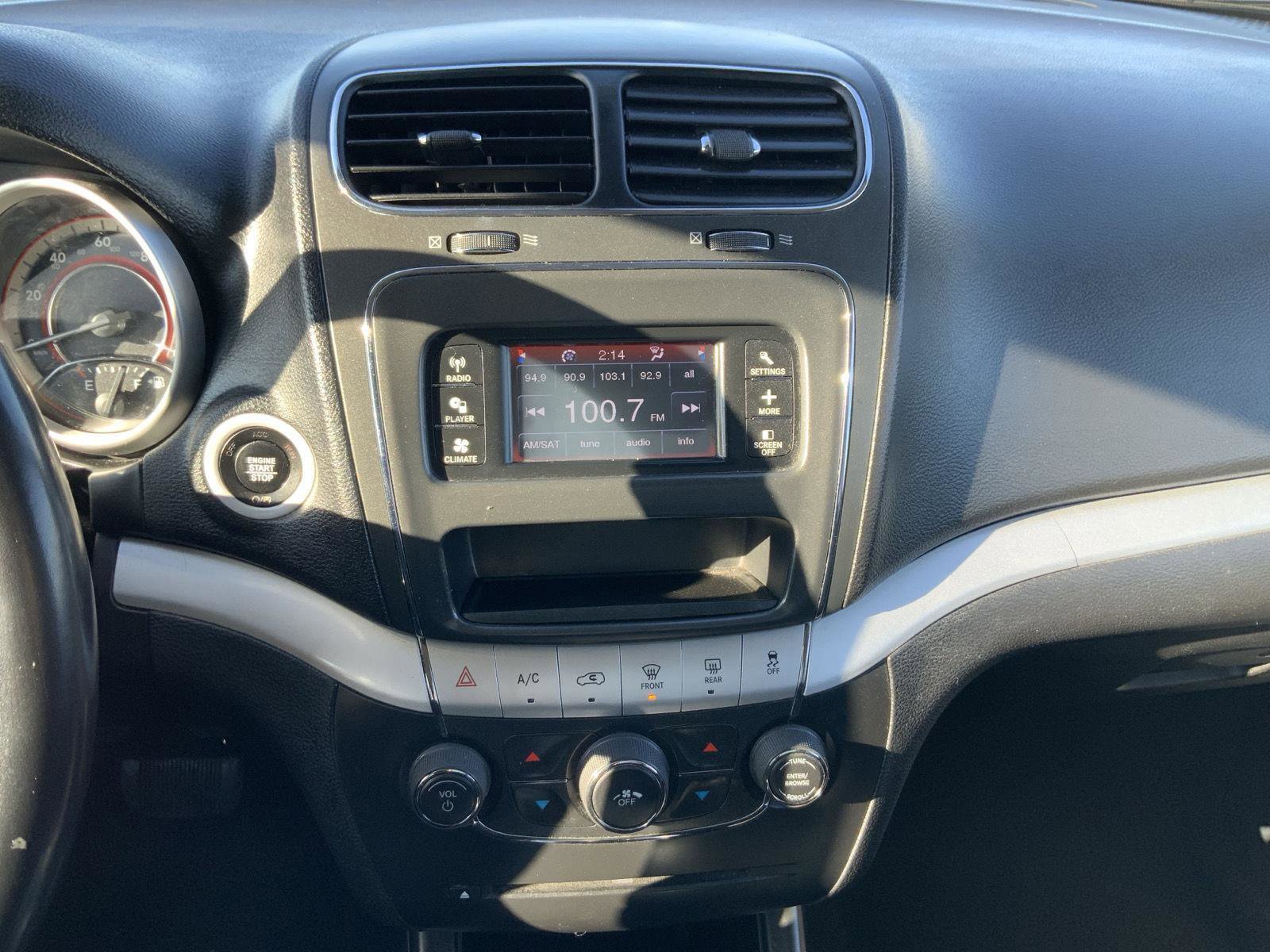 Used 2020 Dodge Journey SE w/ SE Popular Equipment Group image 32