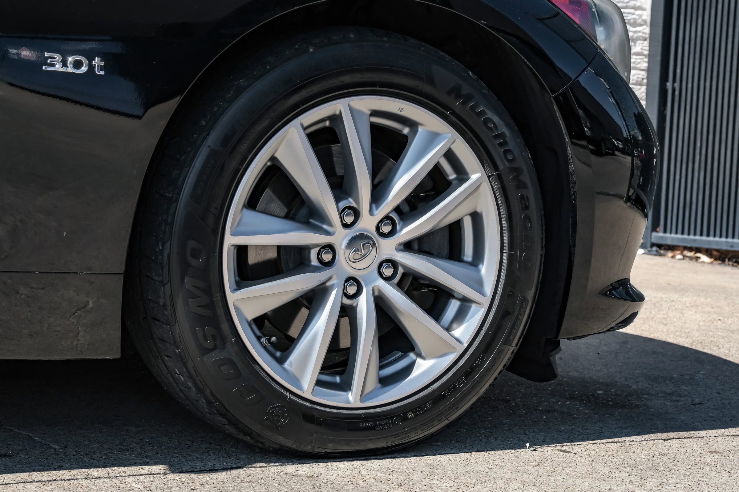 Used 2017 INFINITI Q50 3.0t Premium image 54