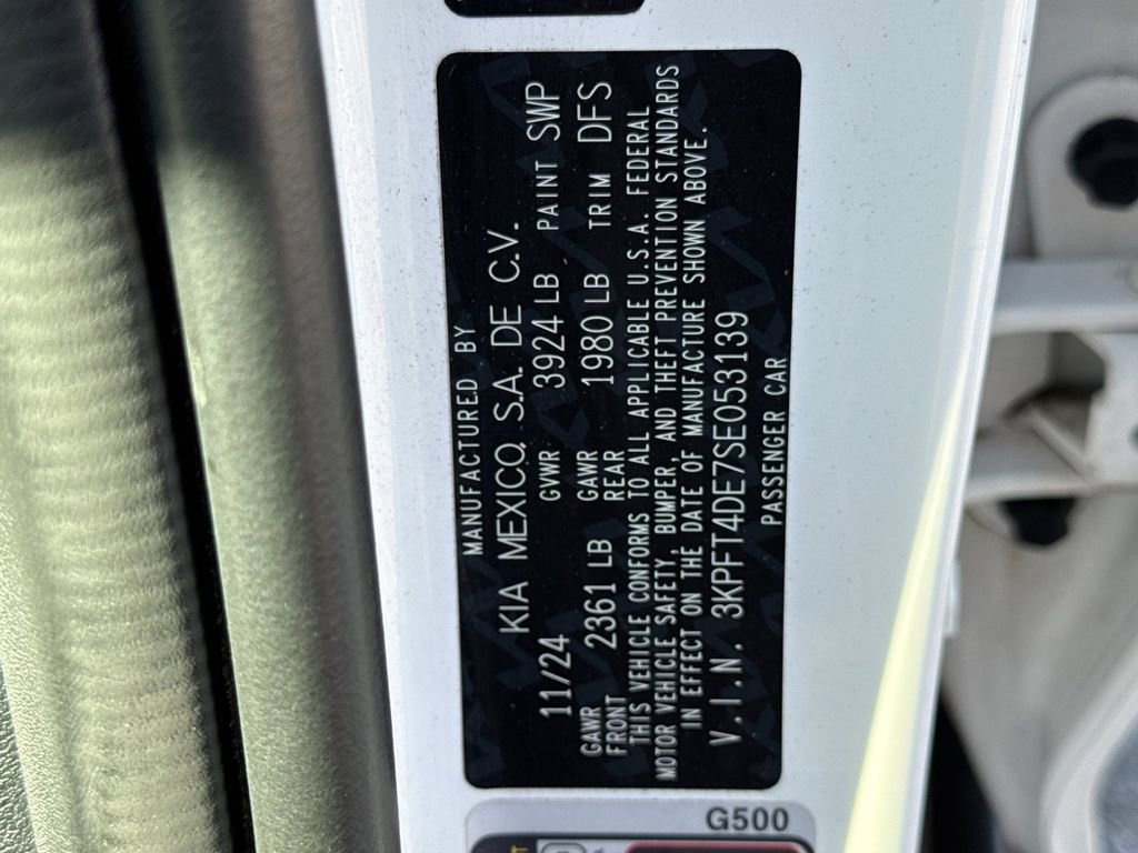 Used 2025 Kia K4 FWD image 32