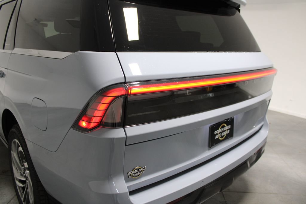 New 2025 Lincoln Navigator Reserve image 64