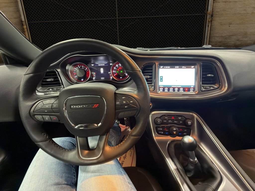 Used 2018 Dodge Challenger R/T Plus RWD image 18