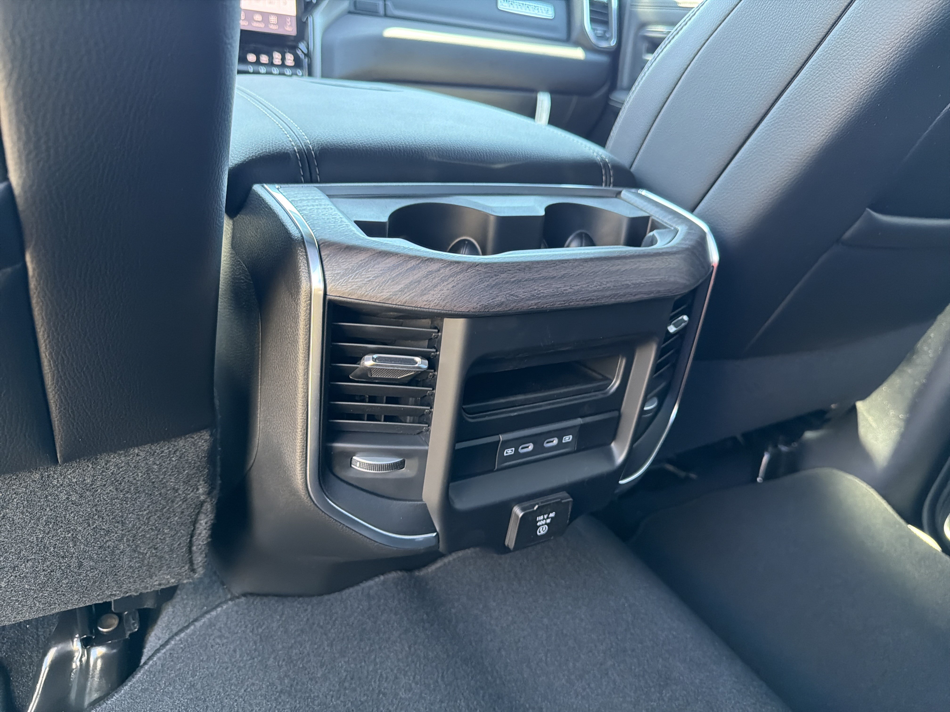 New 2026 RAM 2500 Laramie w/ Night Edition AWD/4WD image 13