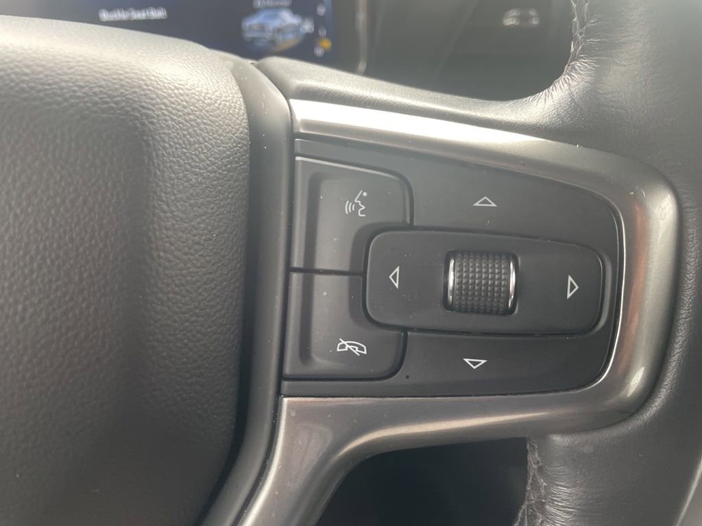 Used 2022 Chevrolet Silverado 1500 LT AWD/4WD image 20