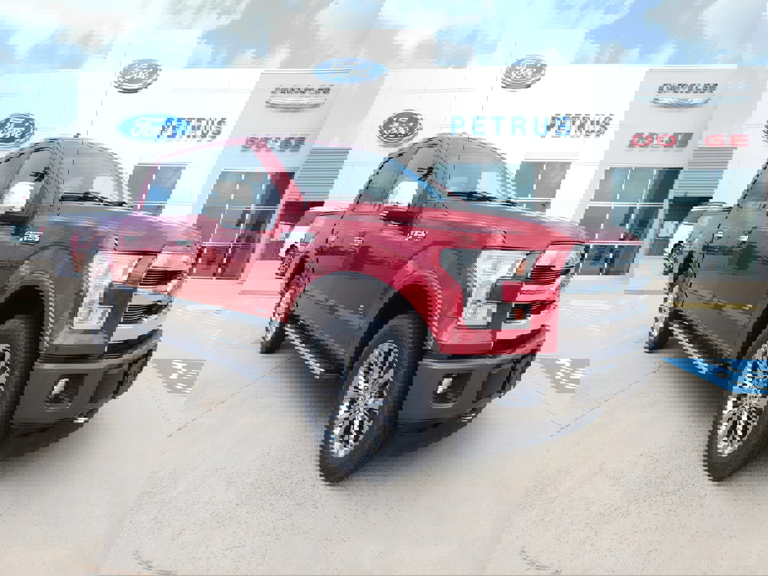 Used 2017 Ford F150 Lariat w/ Equipment Group 502A Luxury