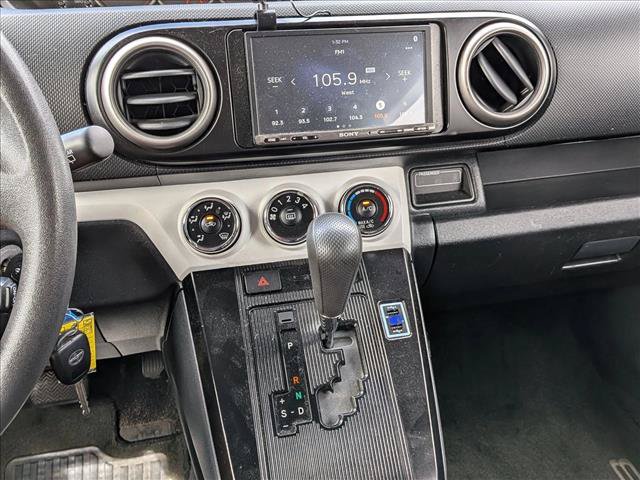 Used 2014 Scion xB FWD image 11