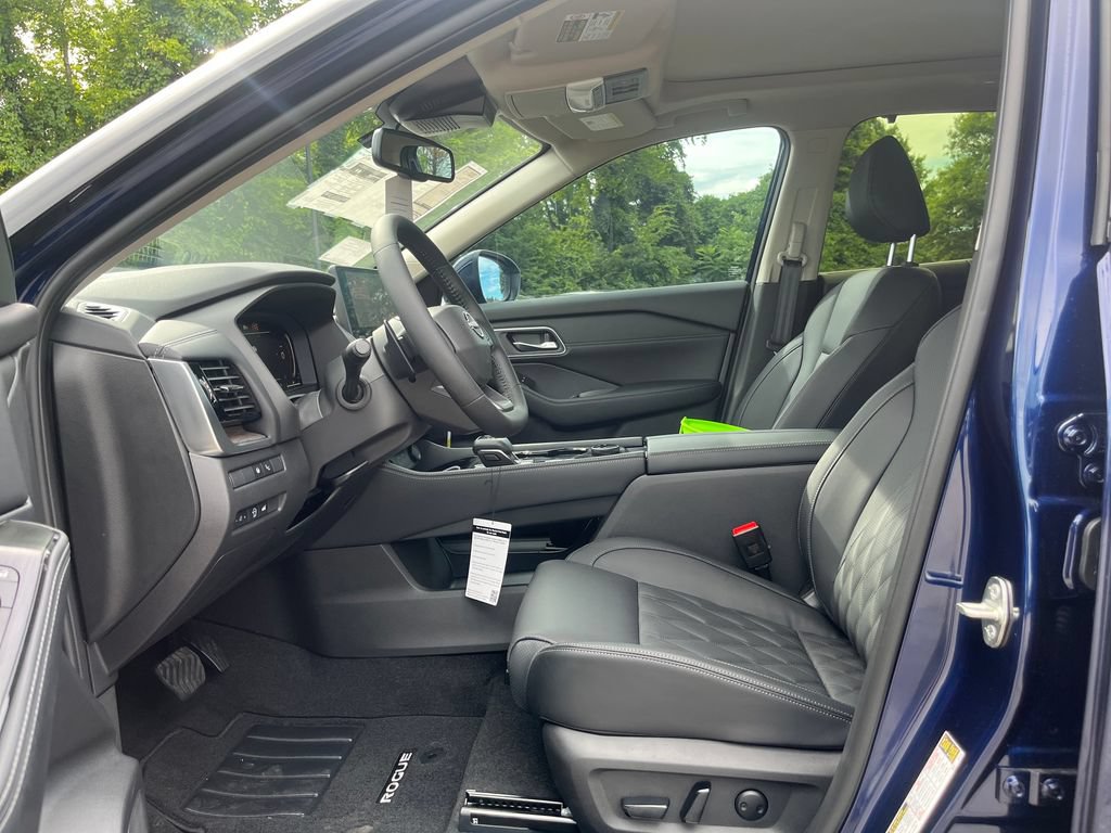 New 2026 Nissan Rogue Platinum w/ Platinum Premium Package AWD/4WD image 11