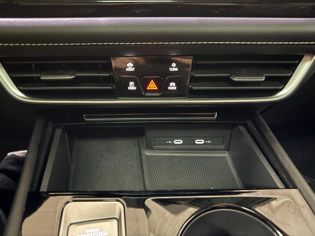 Used 2024 Volkswagen Atlas SEL Premium R-Line AWD/4WD image 14