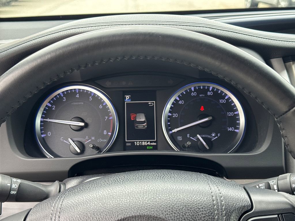 Used 2019 Toyota Highlander XLE FWD image 27