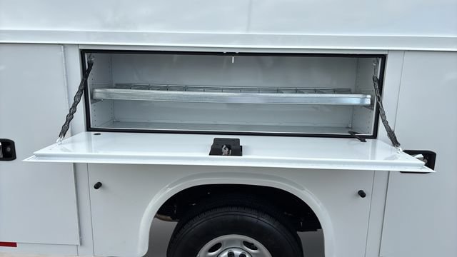 New 2025 Chevrolet Express 3500 w/ Power Convenience Package RWD image 23