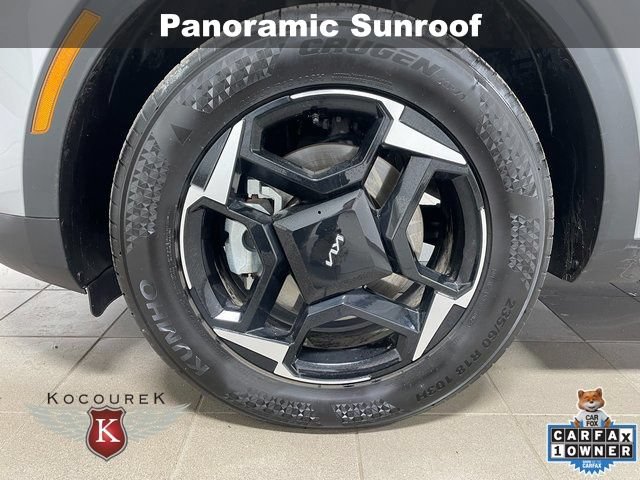 Used 2026 Kia Sportage EX w/ EX Panorama Roof Package AWD/4WD image 8