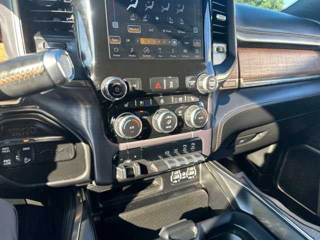Used 2022 RAM 2500 Limited w/ Off Road Package AWD/4WD image 43