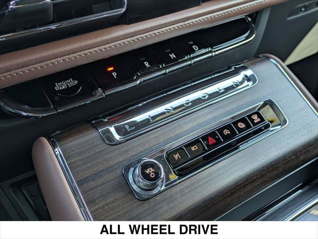Used 2025 Lincoln Aviator Reserve w/ Equipment Group 201A AWD/4WD image 19