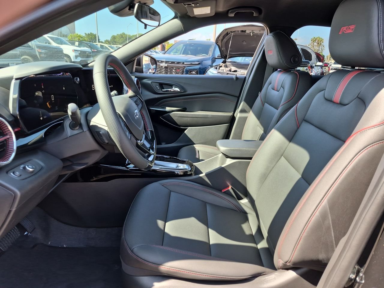 New 2026 Chevrolet Trax RS w/ Driver Confidence Package FWD image 19