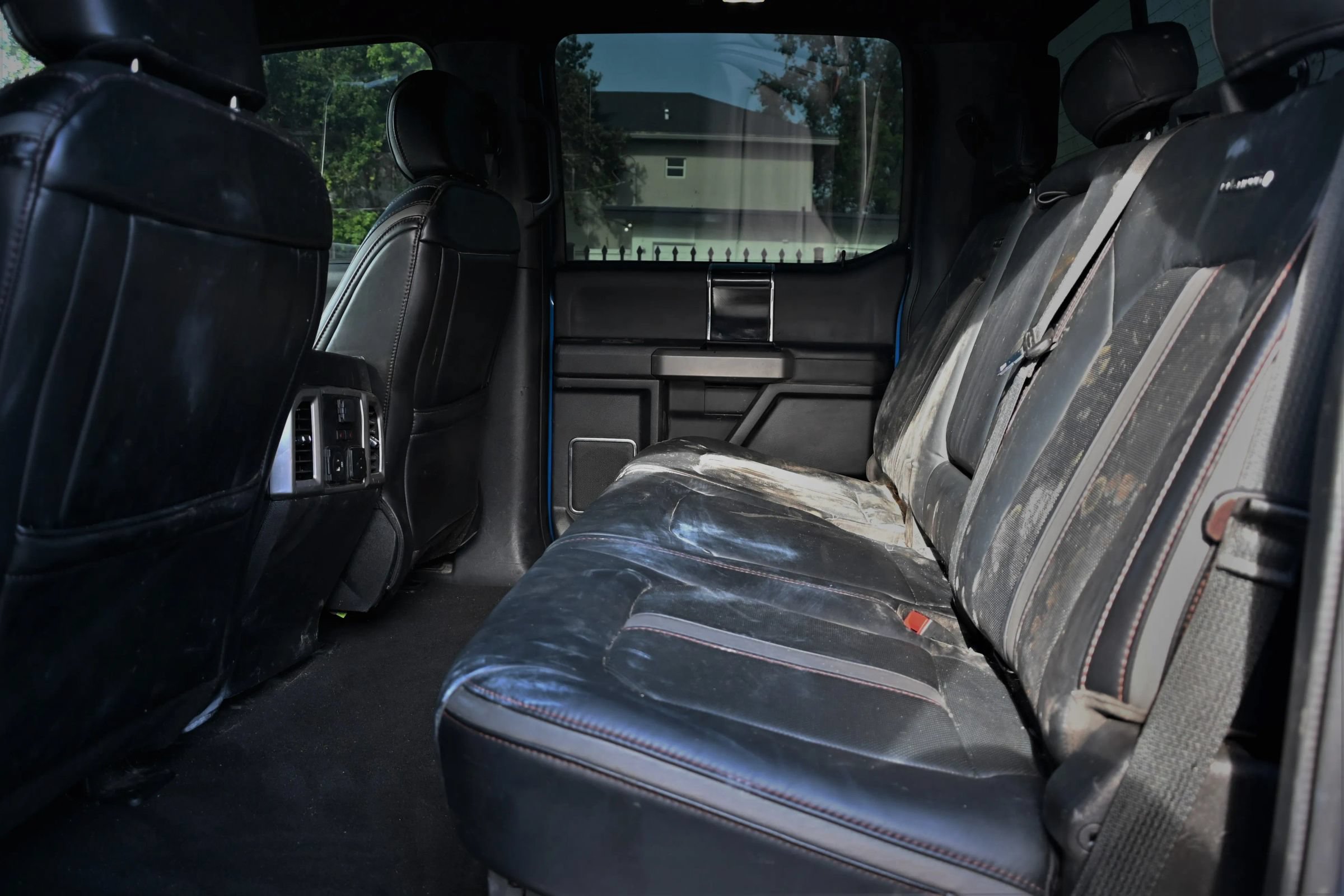 Used 2021 Ford F250 Platinum w/ Tremor Off-Road Package AWD/4WD image 13
