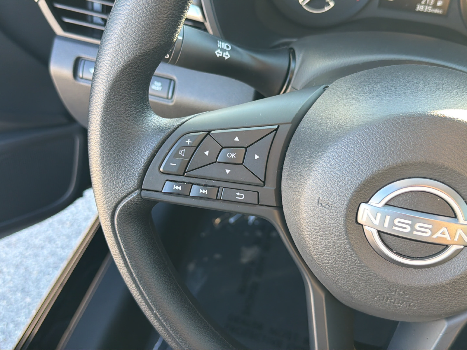 Used 2025 Nissan Altima 2.5 S FWD image 19