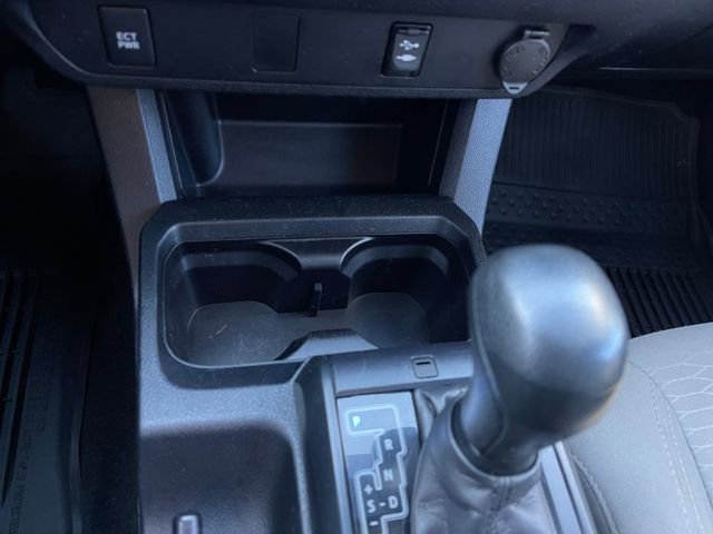 Used 2017 Toyota Tacoma SR image 23