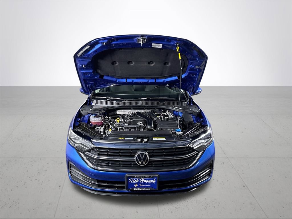 Certified 2022 Volkswagen Jetta S image 21