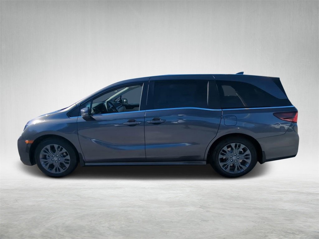 New 2026 Honda Odyssey Touring image 7