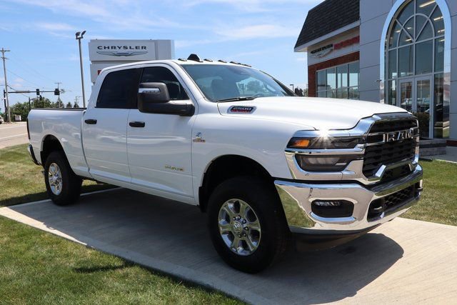 New 2025 RAM 2500 Big Horn AWD/4WD image 3