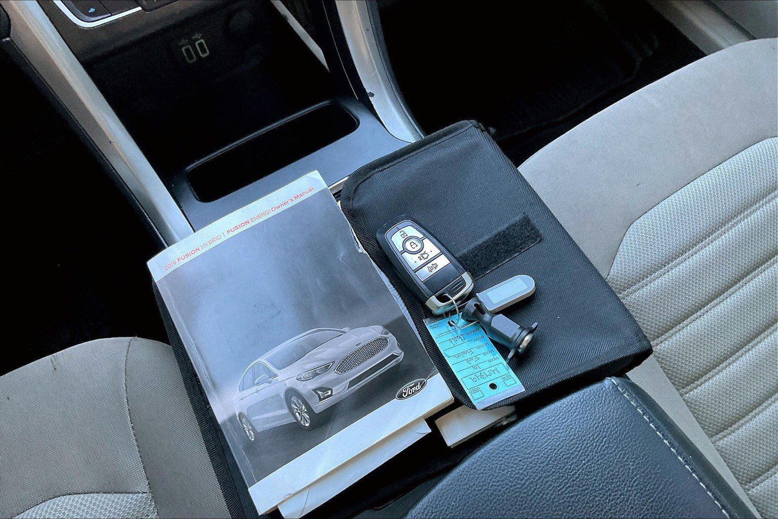 Used 2019 Ford Fusion SE image 14