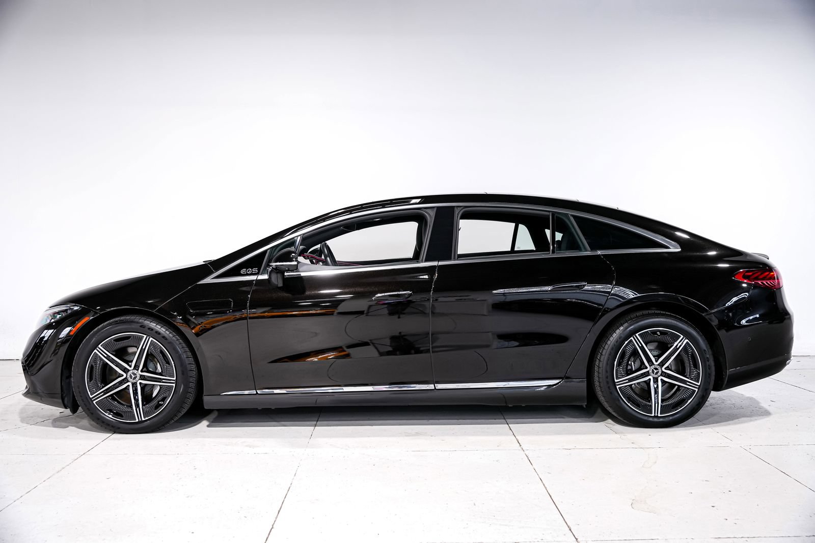 Used 2024 Mercedes-Benz EQS 450+ 4MATIC Sedan image 7