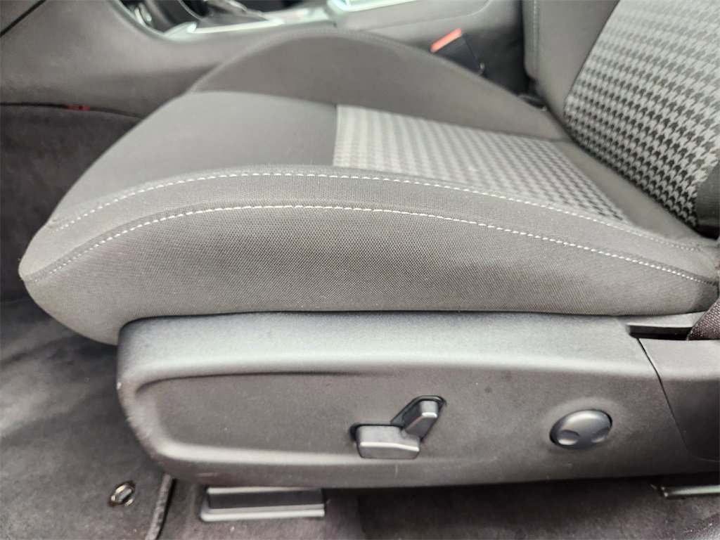 Used 2023 Dodge Charger GT image 27