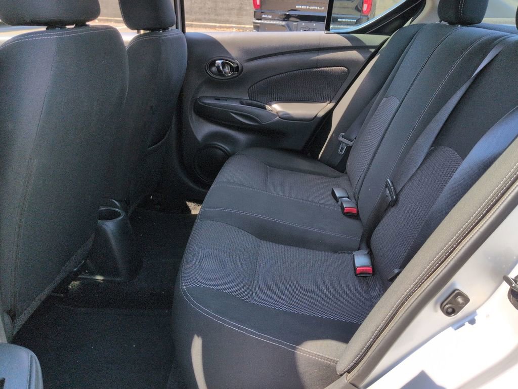 Used 2018 Nissan Versa SV w/ SV Special Edition Package image 19