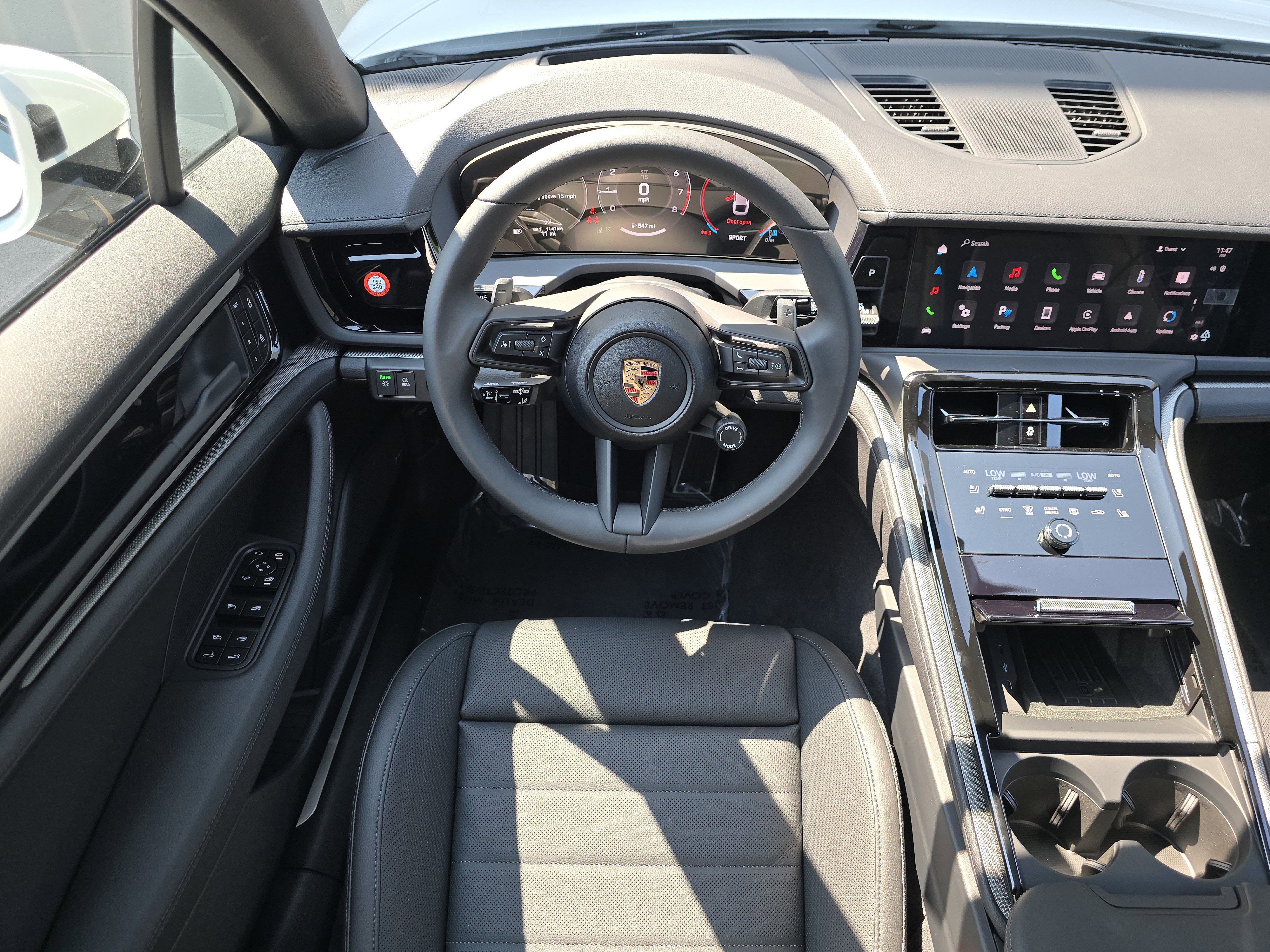 New 2025 Porsche Panamera 4 image 19