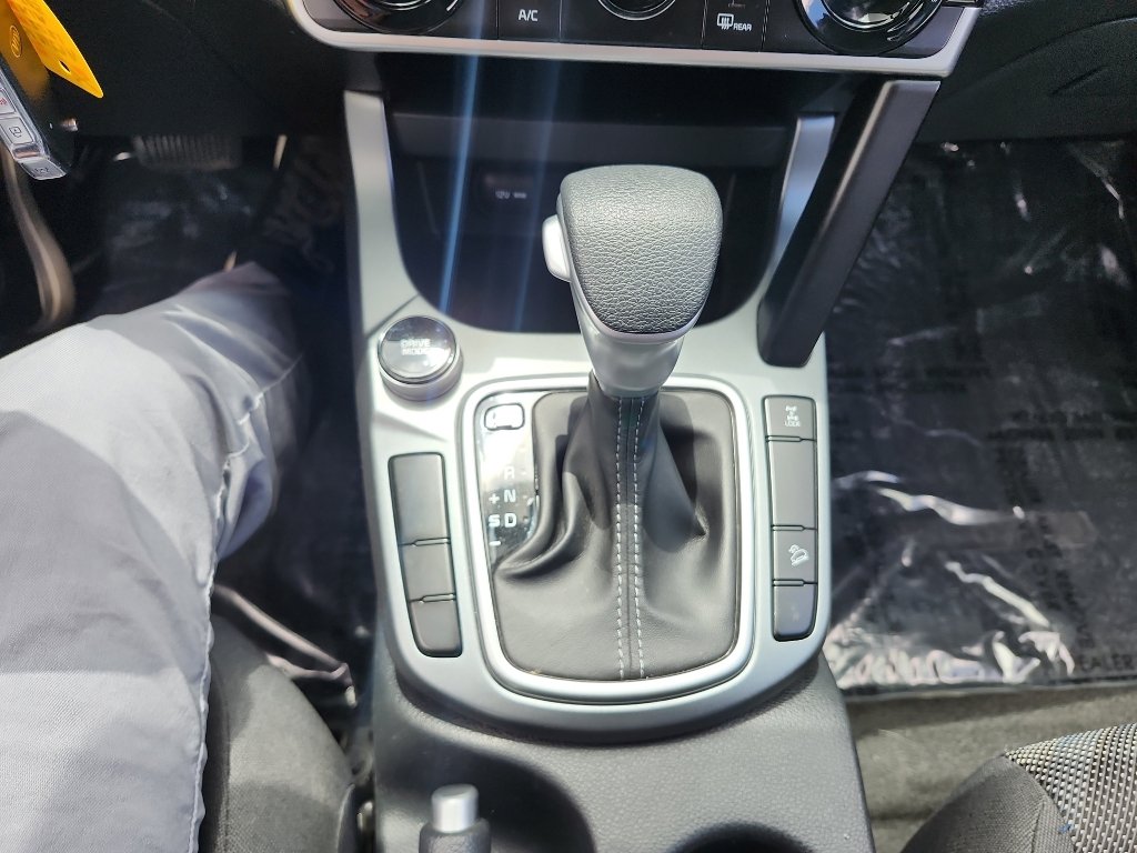 Used 2021 Kia Seltos LX AWD/4WD image 25