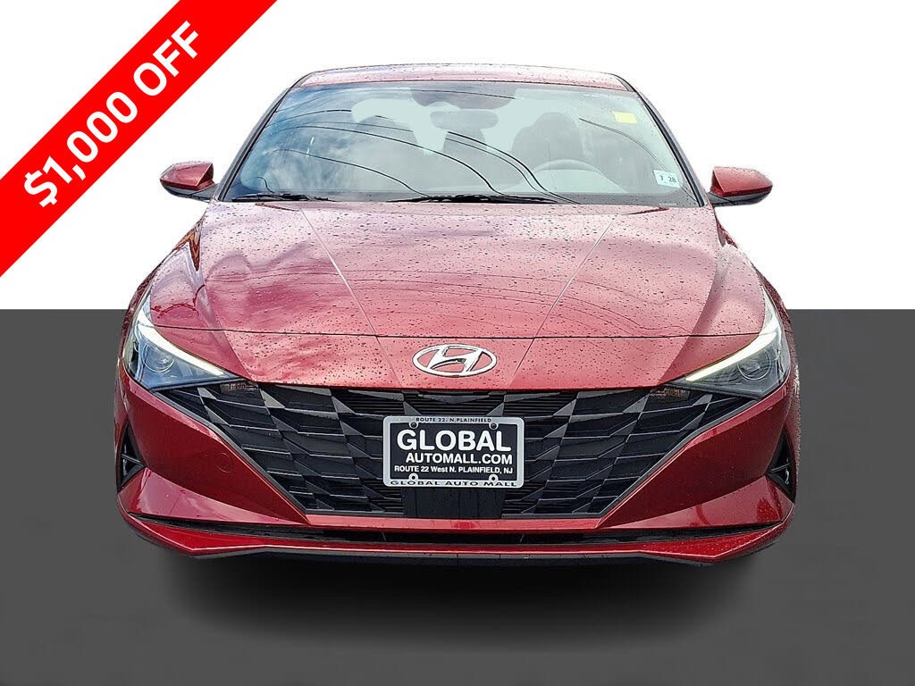 Used 2023 Hyundai Elantra SEL w/ Convenience Package FWD image 2