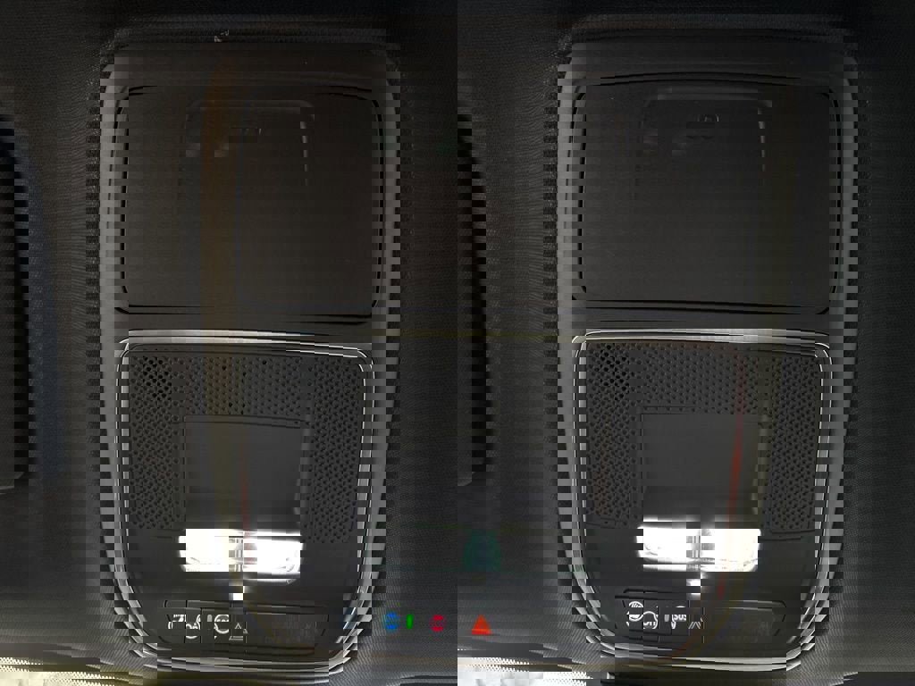 New 2026 Chevrolet Traverse RS image 18