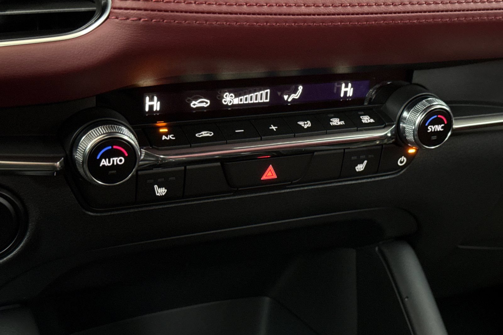 New 2026 MAZDA MAZDA3 2.5 S Hatchback w/ Premium Pkg FWD image 18