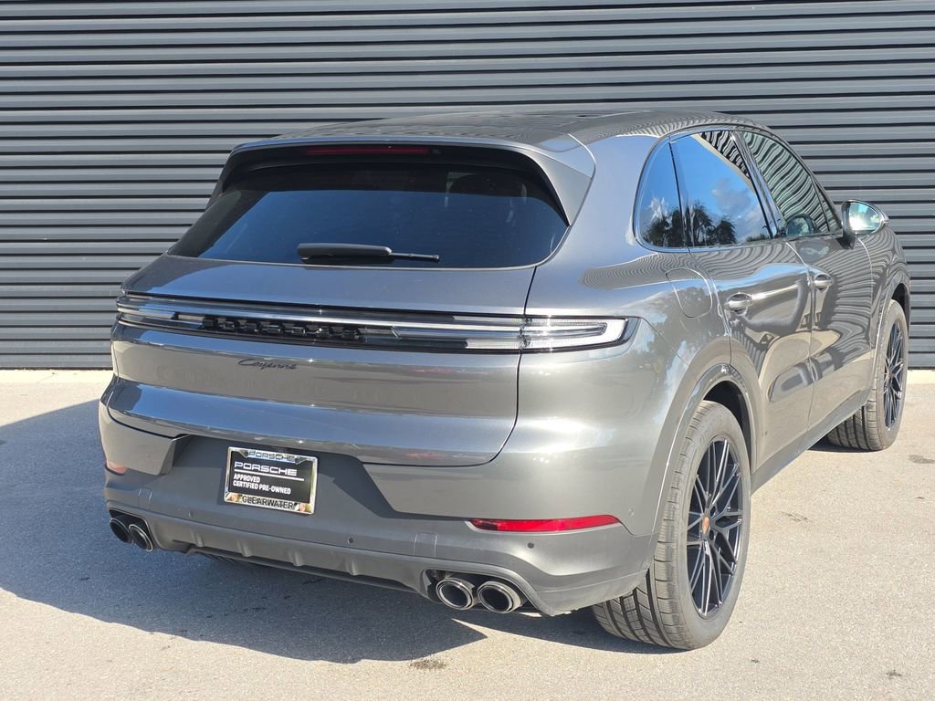 Certified 2025 Porsche Cayenne image 7