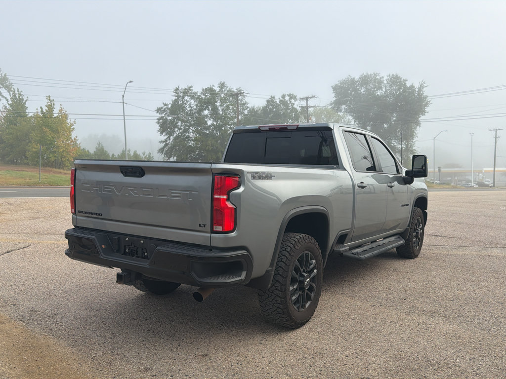 Used 2025 Chevrolet Silverado 2500 LT w/ Trail Boss Package AWD/4WD image 8