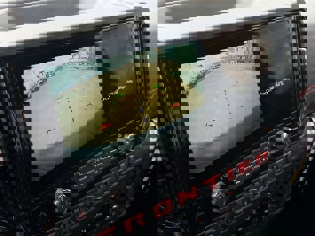 Used 2025 Nissan Frontier PRO-4X image 19