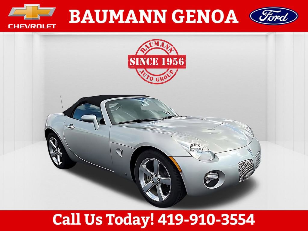 Used 2006 Pontiac Solstice Convertible w/ Premium Package image 1