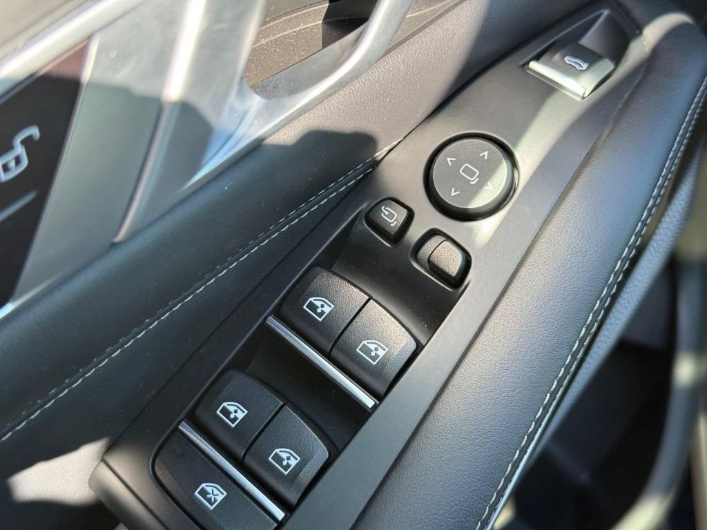 Used 2019 BMW X5 xDrive50i w/ M Sport Package image 22