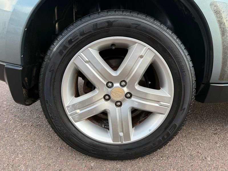 Used 2010 Subaru Forester 2.5X Premium w/ Popular Equipment Group 1A image 9