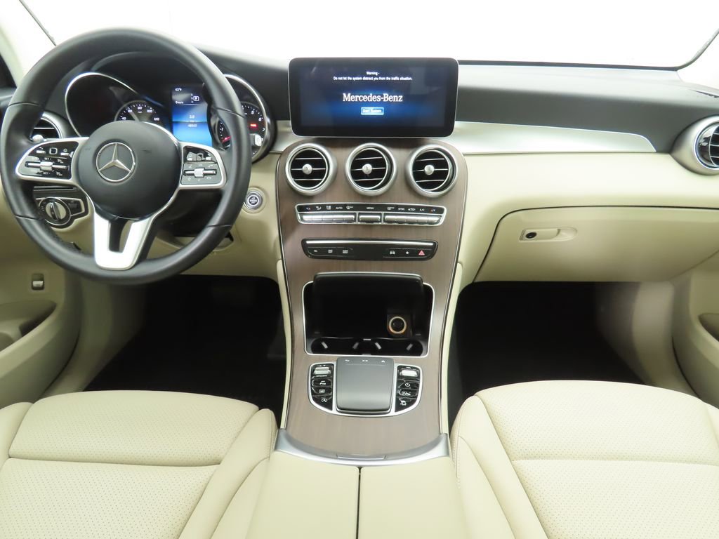 Used 2021 Mercedes-Benz GLC 300 4MATIC image 13