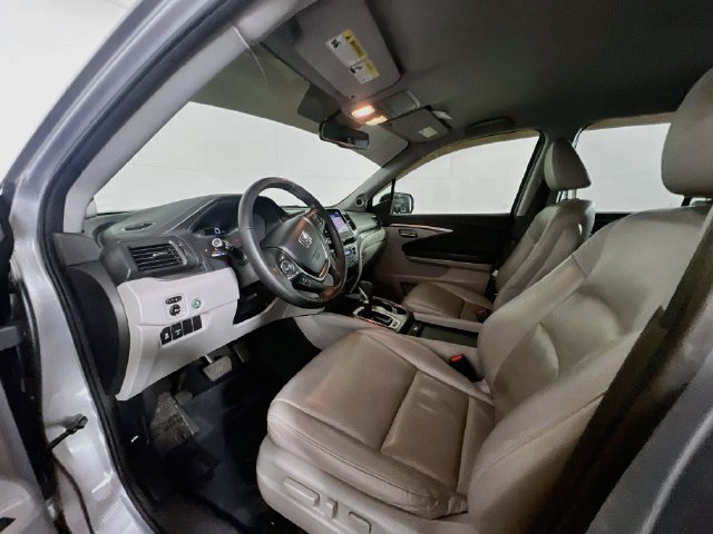 Used 2017 Honda Ridgeline RTL-T image 17